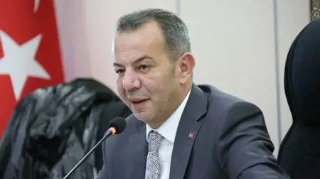 حزب الشعب الجمهوري يعقد مجلس تأديب لرئيس بلدية بولو ومطالبات بطرده.. ما السبب؟ حزب الشعب الجمهوري يعقد مجلس تأديب لرئيس بلدية بولو ومطالبات بطرده.. ما السبب؟