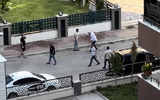كشف تفاصيل إفادة منفذَي الهجوم بالسكين على نائب حزب "يني بارتي" في غازي عنتاب
