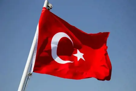 قوانين وتنظيم بلدية إسطنبول 2025 للسكان والمستثمرين