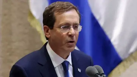 الرئيس الإسرائيلي:"إسرائيل مستعدة لهدنة إنسانية جديد لإخراج الرهائن" الرئيس الإسرائيلي:"إسرائيل مستعدة لهدنة إنسانية جديد لإخراج الرهائن"