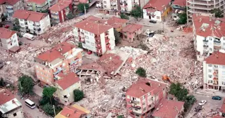 مناطق في إزمير تواجه تهديدات زلزالية كبيرة.. تعرف عليها مناطق في إزمير تواجه تهديدات زلزالية كبيرة.. تعرف عليها