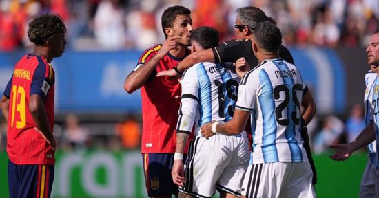 فيفا يفتح تحقيقاً في أحداث ما بعد نهائي كأس العالم