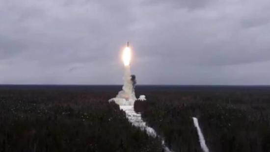 بصواريخ أونيكس الأسرع من الصوت.. روسيا تدمر منشآت عسكرية في أوكرانيا