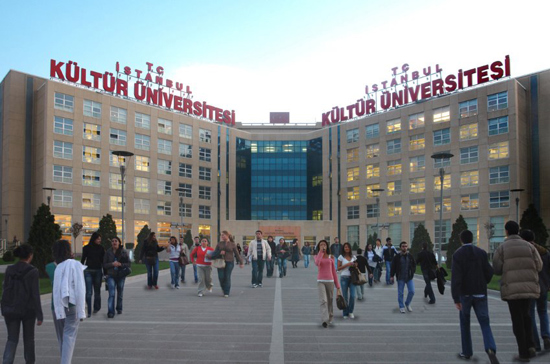 منح مالية شهرية لطلبة الجامعات الأجانب في تركيا