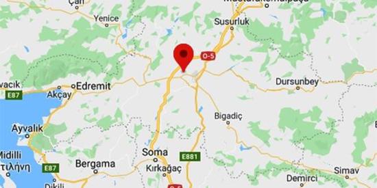 بفارق دقائق.. زلزالان متتاليان يضربان ولاية باليكسير التركية