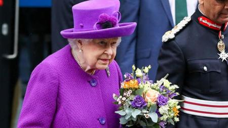 وسائل الإعلام البريطانية تنشر ادعاءات صادمة حول الملكة إليزابيث