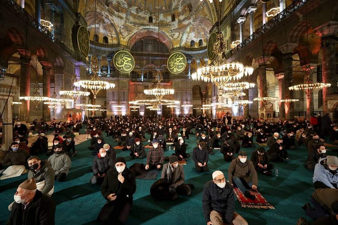 صور : راجمات صواريخ تركية الصنع من طراز صكاريا