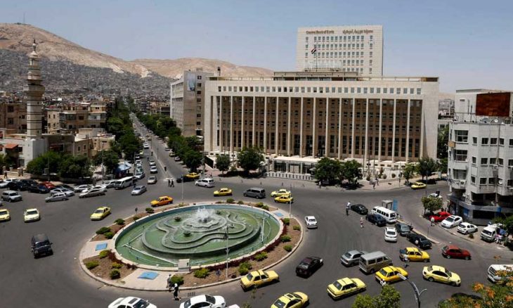 صور : قطاف ثمار الليمون في سهل جوكورفا بمحافظة أضنه جنوب تركيا.