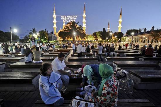 الشؤون الدينية التركية تعلن أول أيام شهر رمضان