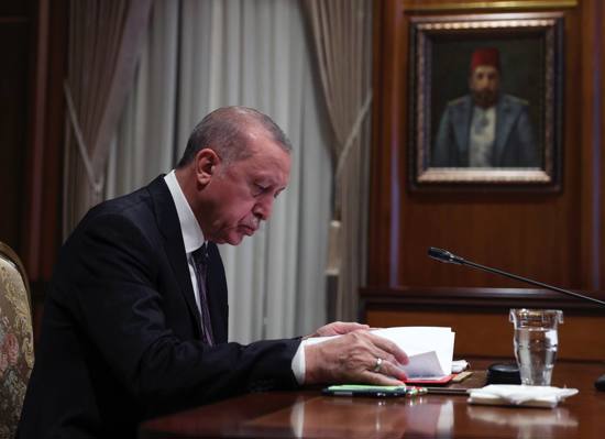 الرئيس أردوغان يعلن عن رسالة تركيا من مناورات "الوطن الأزرق"